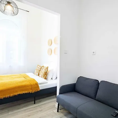 - Comfy - Comfy Sleep Apartament