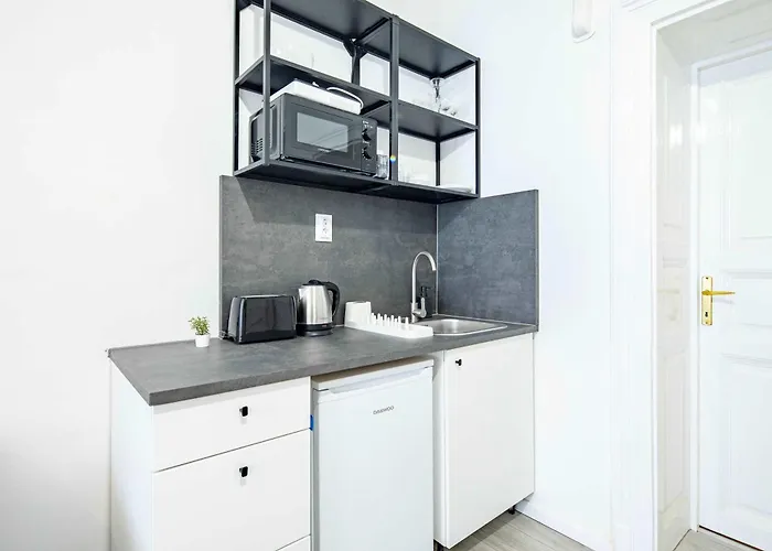 - Comfy - Comfy Sleep Apartment Budapest