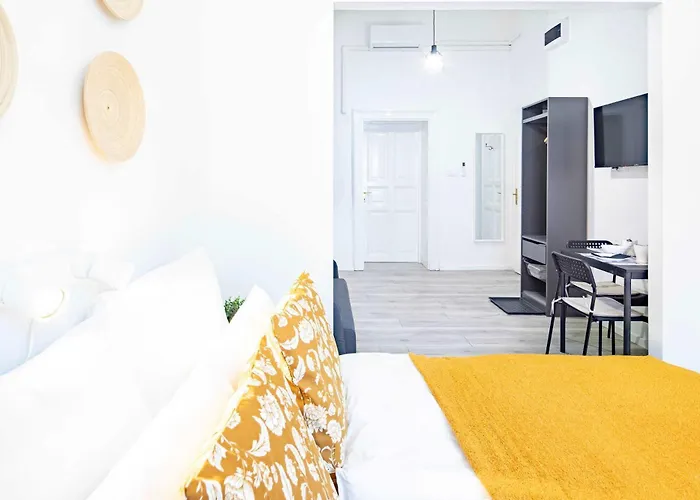 - Comfy - Comfy Sleep