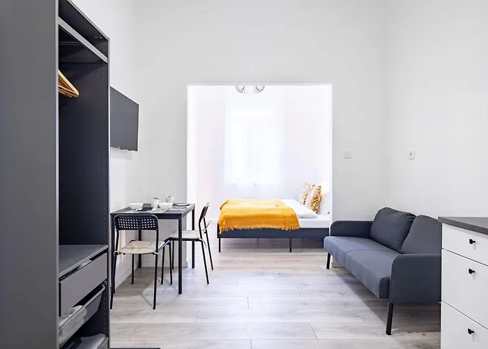 - Comfy - Comfy Sleep * Budapest